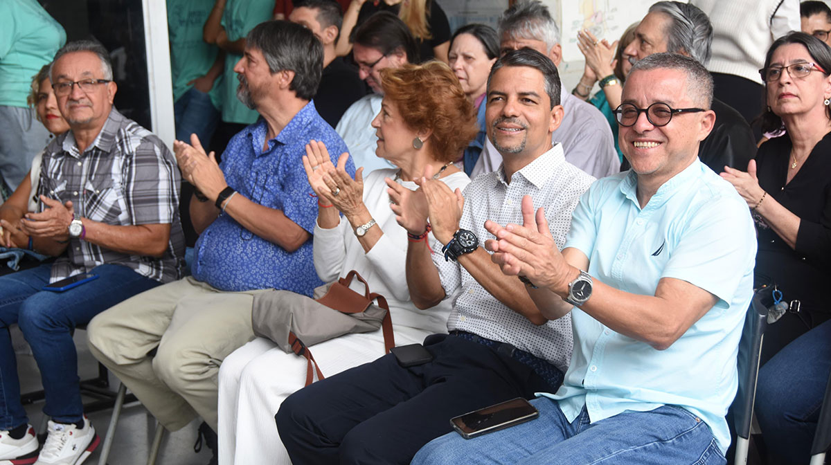 Medellín-se-inaugura-el-museo-escolar-02