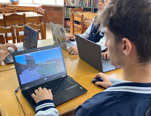 Medellín lanza desafío de construcción de ciudad con Minecraft Education