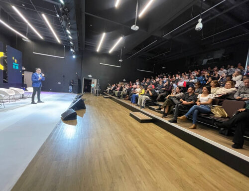 La Alcaldía de Medellín realiza el VII Foro Internacional Ser + STEM con enfoque en la humanización de la tecnología