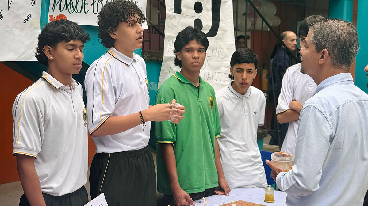 nueva-estrategia-que-fortalecerá-su-inclusión-y-permanencia-educativa-04